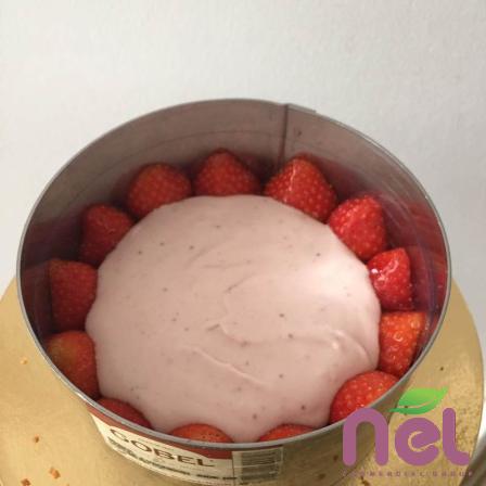 Vegan Strawberry Puree Features